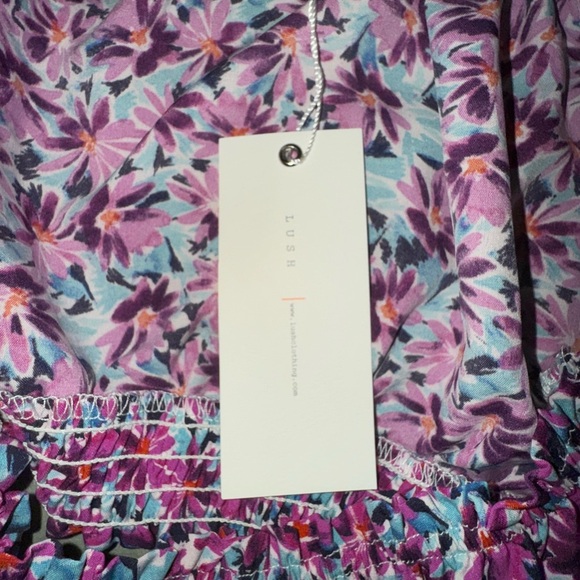 Lush Floral Long Puff Sleeve Cropped Top Size S. NWT - Picture 5 of 12